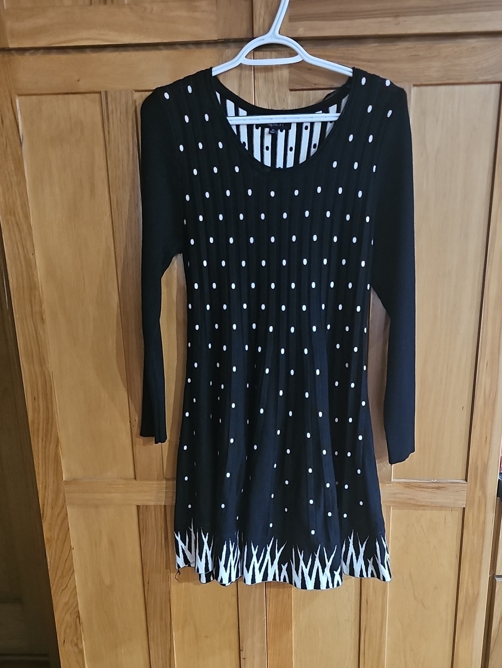 Papillon Blanc Black & White Polka Dot Long-Sleeve Dress